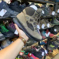 کفش کوهنوردی و طبیعتگردی ضدآب با تنوع بالا|کیف، کفش، کمربند|رامسر, |دیوار