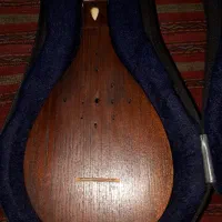 سه تار عشقی