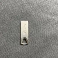 فلش نو سالم ۱۶ گیگ