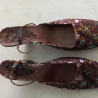 کفش خارجی سنتی گل دار  سایز ۴۰ نو