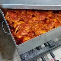 کار گر ساده پیک موتوری و کمک آشپز