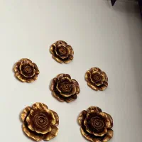 گل‌های تزیینی دیواری