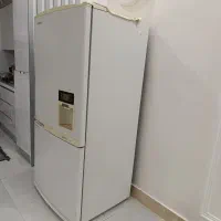 یخچال و فریزر اسنوا