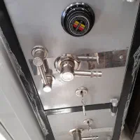 ۲عددگاوصندوق رمزدار سالم نونو