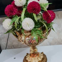 گلدون با گل شیک