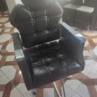 صندلی ارایشگاه جکدار