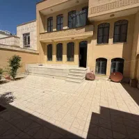 ۲۲۰متر/سه خواب/ویلایی/حیاط اختصاصی/ شهرک باهنر|اجارهٔ خانه و ویلا|شیراز, گلدشت معالی‌آباد|دیوار