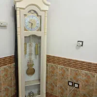 ساعت ایستاده چوبی