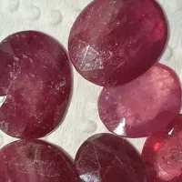 نگین آفریقایی سرخ