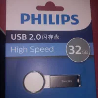 فلش ۳۲ گیگ نو