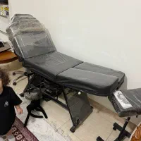 صندلی ارایشگاهی در حد نو|آرایشگاه و سالن‌های زیبایی|اندیشه, اندیشه فاز ۱|دیوار