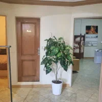 واحد خیابان شهدا جهت دفتر وکالت آرایشگاه مطب پزشکی|اجارهٔ دفتر کار، اتاق اداری، مطب|بروجرد, |دیوار