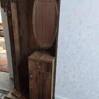 جاکفشی چوبی بسیار تمیز