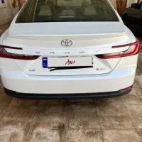 تویوتا کمری LE