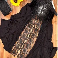 فروشندگی شال و روسری