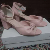 کفش نورنگ صورتی