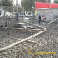 استخدام کارگر پمپ انتقال بتن