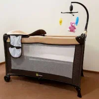 تخت پارک نوزادی|تخت و صندلی بچه|شاهین‌شهر, فردوسی|دیوار