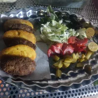 نیازمند شاگرد خانم برای منزل و مغازه|استخدام خدمات فروشگاه و رستوران|رفسنجان, |دیوار