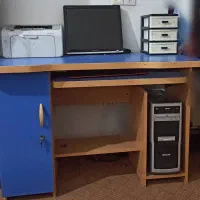 میز کامپیوتر