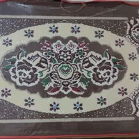پشتی کرم