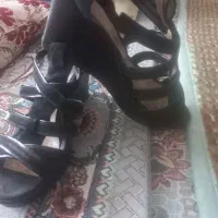 کفش مجلسی|کیف، کفش، کمربند|نیشابور, مازول|دیوار