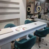 اجاره اتاق در آرایشگاه، اجاره میز ناخن