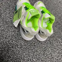 کتونی زیبا سایز 44 آدیداس|کیف، کفش، کمربند|قم, تولید دارو و یخچال|دیوار