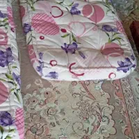 تعدادی پتو تشک بالشت|رختخواب، بالش، پتو|شیراز, کرونی(خاتونک)|دیوار
