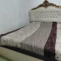 تختخواب و میزآرایشی