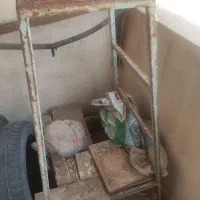 چهارپایه فلزی چهار پایه پلاستیکی سایز بزرگ وسبد