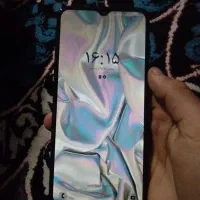 سلام گوشی سالم هست و درحد نو