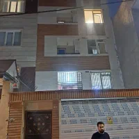 **واحد شیک در حد۸۰متر با پارکینگ**