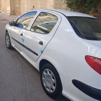 ۲۰۶ صندوقدار مدل ۹۵ وی ۸