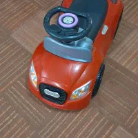 ماشین اسباب بازی