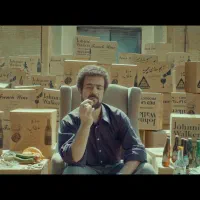 کارتن تلویزیون و کولر