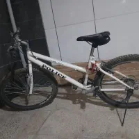 دوچرخه 28