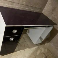 میز کامپیوتر و تحریر