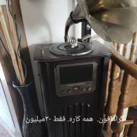 گرامافون ایستاده کلاسیک polynice|کلکسیون اشیاء عتیقه|مشهد, پروین اعتصامی|دیوار