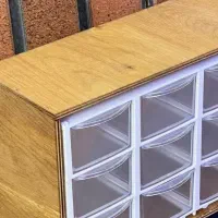 کلی وسایل مغازه ب صورت کلی و تک فروخته میشود