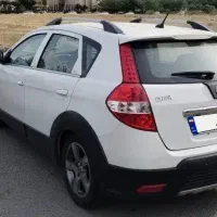 ماشین نامبروان بسیار سالم تمیز بدون رنگ قیمت عالی