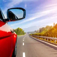 کارمند خانوم