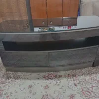 میز تلویزیون شیک، لوستر، ساعت دیواری|میز تلویزیون|کرج, شاهین‌ویلا|دیوار