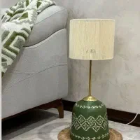 آباژور کنار سالنی دست ساز