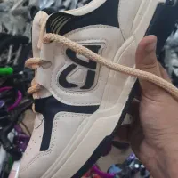 فروش چند مدل کتونی زیر قیمت بازار