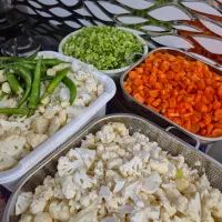 ترشی گل کلم خانگی کاملا بهداستی و اعلا