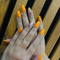 بهترین کیفیت با مناسب ترین قیمت کاشت ناخون|خدمات آرایشگری و زیبایی|سبزوار, پاسداران|دیوار