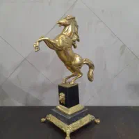مجسمه برنزی اصل