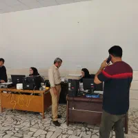 کارمند اداری