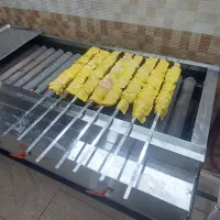 کباب پز گازی ۲ متری نو نو هست فقط یک بار تست شده